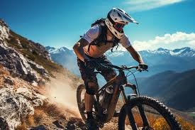 电讯报：曼城今夏重建瞄准利夫拉门托和坎比亚索，替换老将沃克